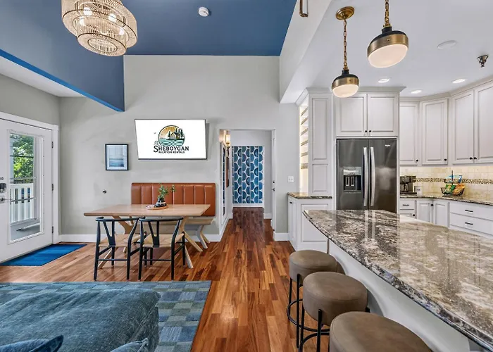 Lake Walk Everywhere 3Br Elkhart Beach Resort
